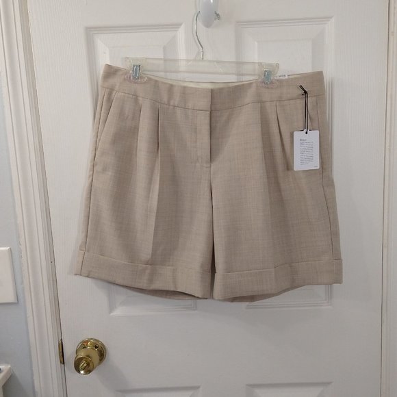 Express Pants - Women's Express Editor Shorts in Tan Sz 12 NWT